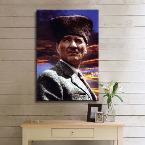 Kalpaklı Atatürk Resim Kanvas Tablo
