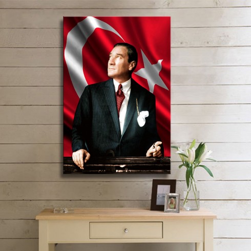 Atatürk Bayraklı Kanvas Tablo Portre