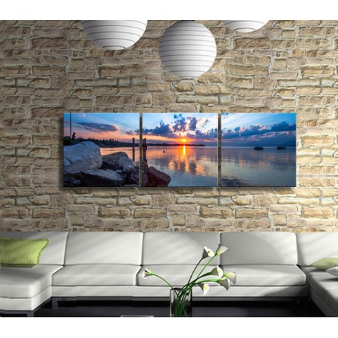 Suya Yansıyan Akşam Güneşini İzlemek Panoramik 3 Parça Kanvas Tablo Suya Yansıyan Akşam Güneşini İzlemek Panoramik 3 Parça Kanvas Tablo