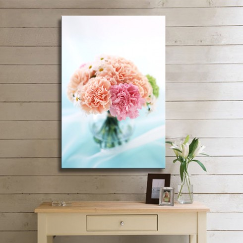 Vazoda ki Yavruağzı Karanfiller Dikey Kanvas Tablo