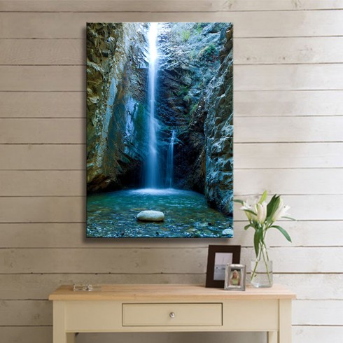 Saklı Şelaleler Dikey Kanvas Tablo Saklı Şelaleler Dikey Kanvas Tablo