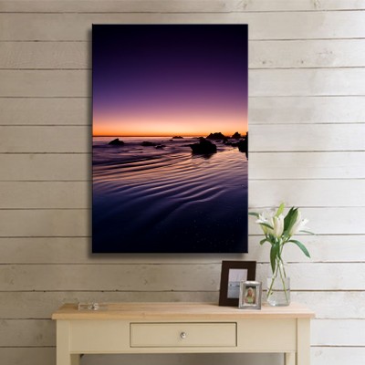 Mor Gecenin İçinde Deniz Manzarası Dikey Kanvas Tablo 